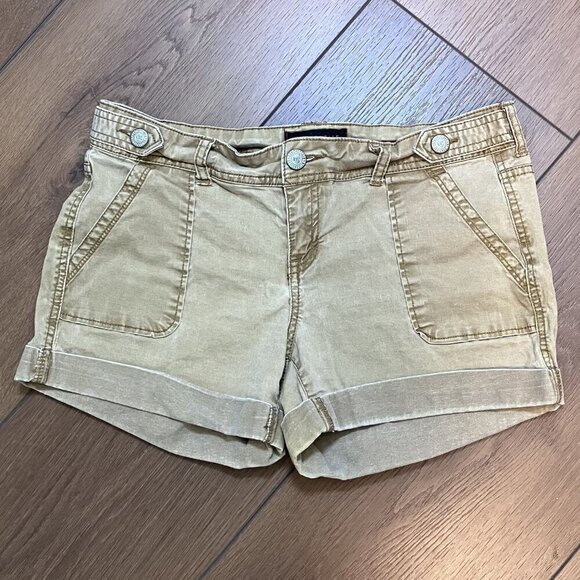 Aeropostale Midi Twill Short Rolled Hem Khaki Short Size 6 - Picture 1 of 6